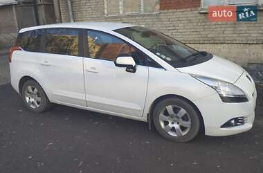 Мікровен Peugeot 5008 2013 в Винниках