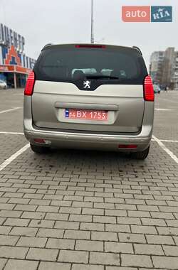 Микровэн Peugeot 5008 2014 в 
