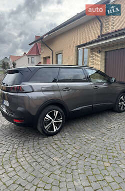 Внедорожник / Кроссовер Peugeot 5008 2021 в Виннице