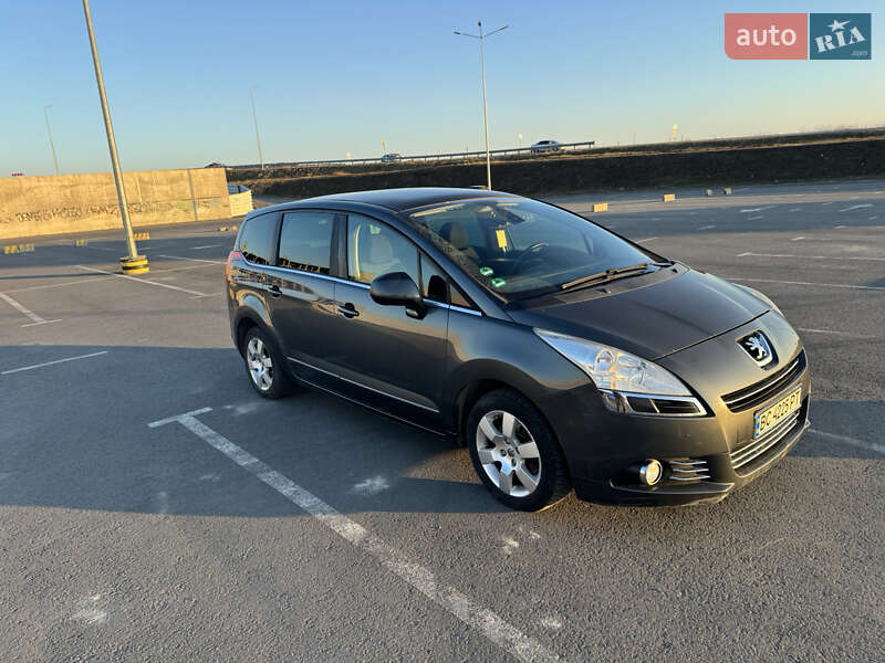 Peugeot 5008 2010