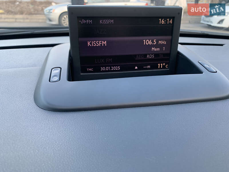 Микровэн Peugeot 5008 2012 в Киеве