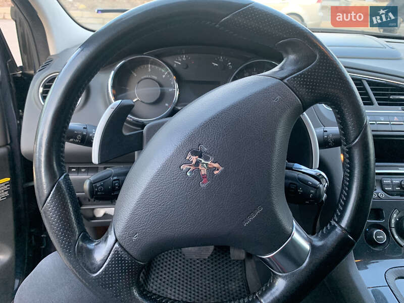 Микровэн Peugeot 5008 2012 в Киеве