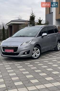 Микровэн Peugeot 5008 2016 в Стрые