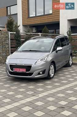 Микровэн Peugeot 5008 2016 в Стрые