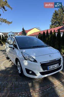 Микровэн Peugeot 5008 2015 в Львове