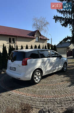 Микровэн Peugeot 5008 2015 в Львове