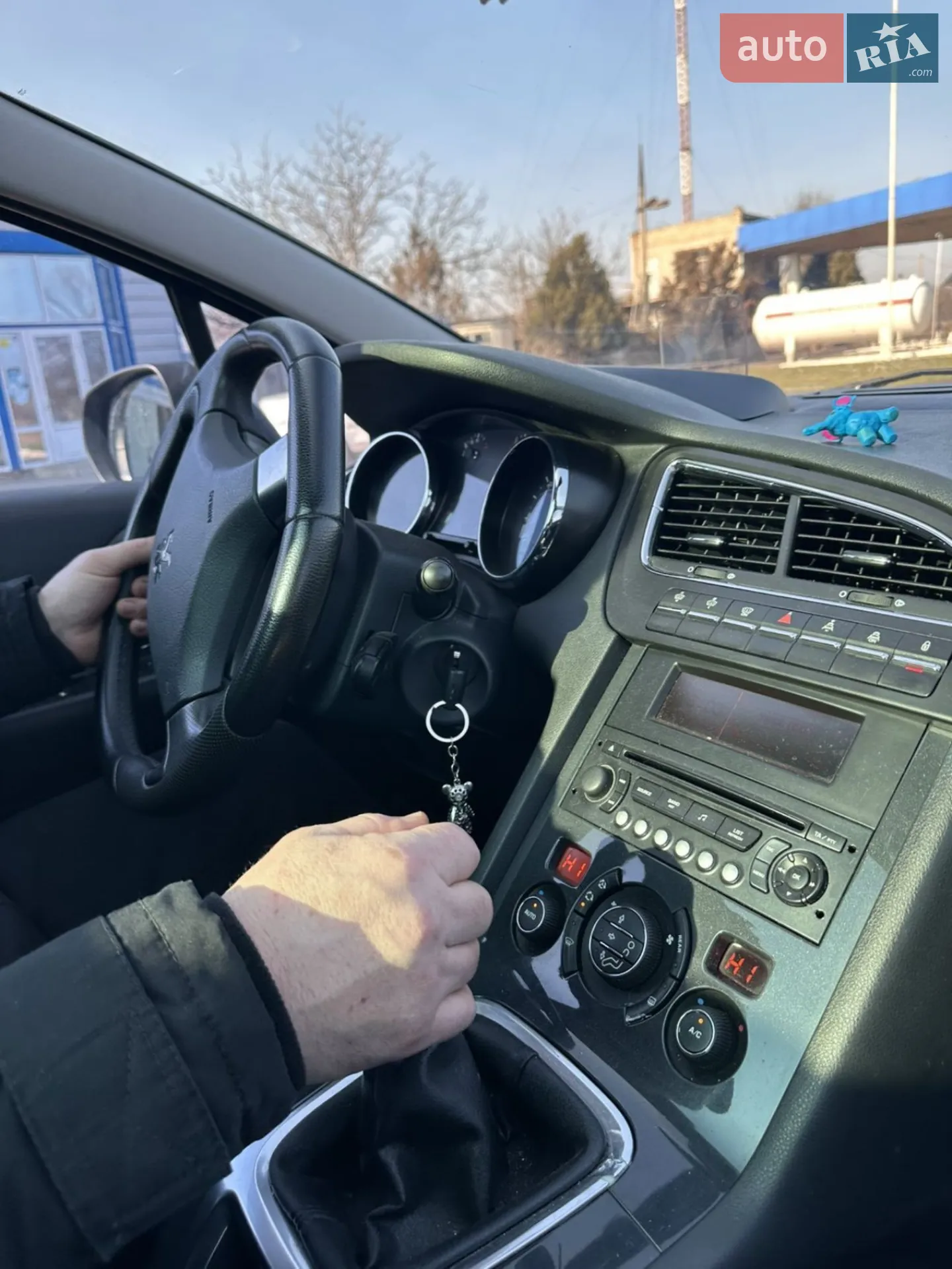 2010 Peugeot 5008 - мініатюра 8