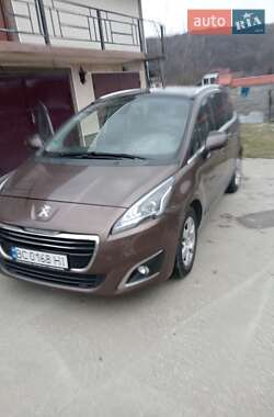 Микровэн Peugeot 5008 2014 в Львове