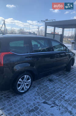 Микровэн Peugeot 5008 2009 в 
