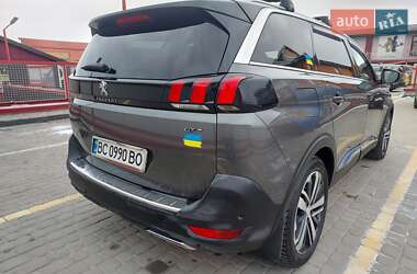 Позашляховик / Кросовер Peugeot 5008 2017 в Львові