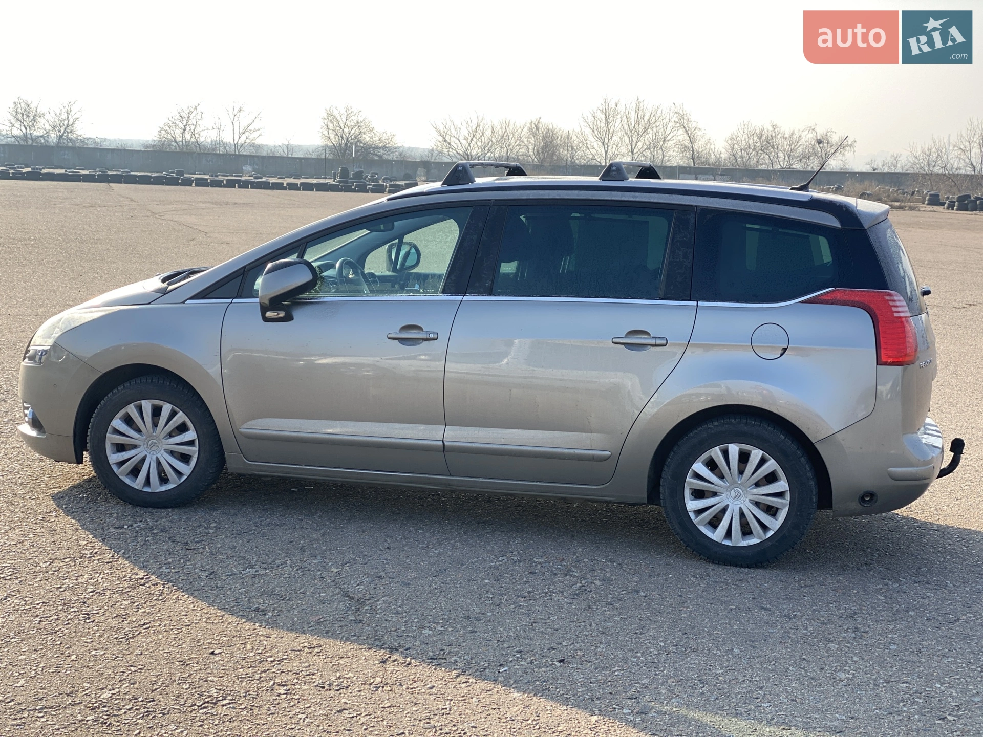 2011 Peugeot 5008 - мініатюра 12