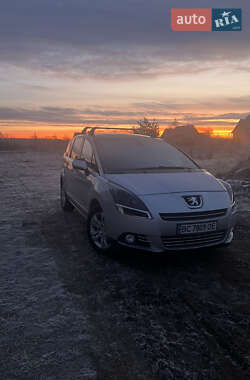 Микровэн Peugeot 5008 2011 в Яворове