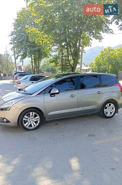 Микровэн Peugeot 5008 2009 в Коломые