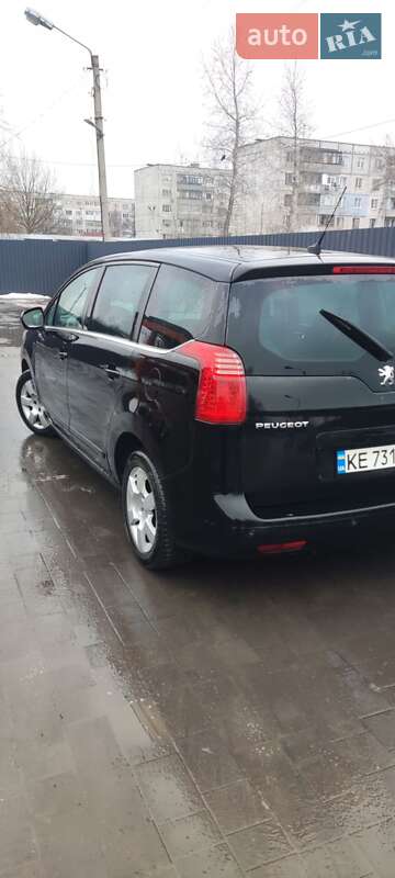 Микровэн Peugeot 5008 2011 в Павлограде