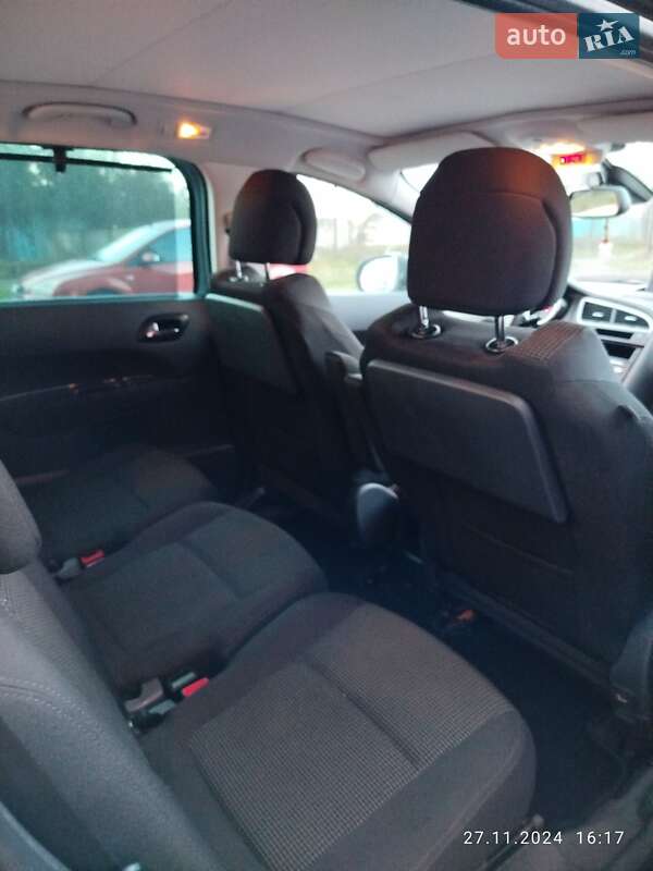 Микровэн Peugeot 5008 2010 в Ивано-Франковске