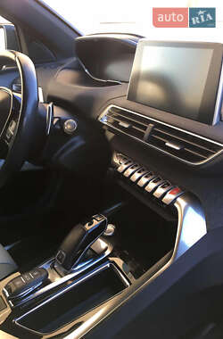 Позашляховик / Кросовер Peugeot 5008 2018 в Бродах