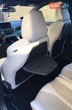 Позашляховик / Кросовер Peugeot 5008 2018 в Бродах