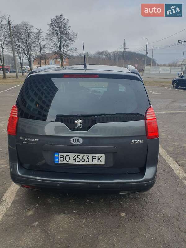 Микровэн Peugeot 5008 2010 в Тернополе