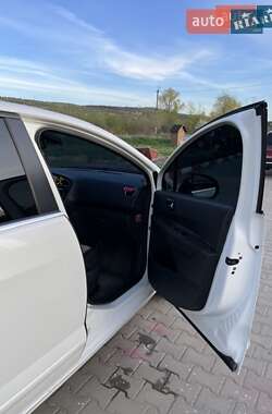 Микровэн Peugeot 5008 2010 в 