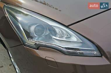 Микровэн Peugeot 5008 2014 в 