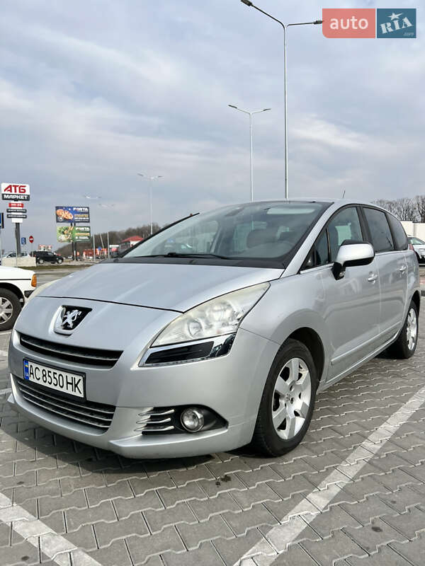 Мікровен Peugeot 5008 2012 в Луцьку