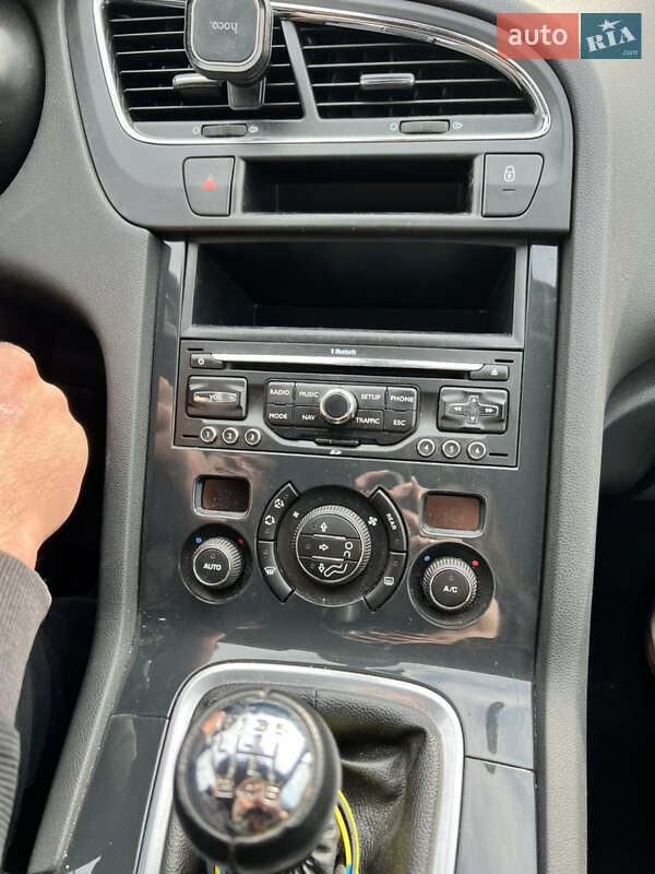 Мікровен Peugeot 5008 2012 в Луцьку