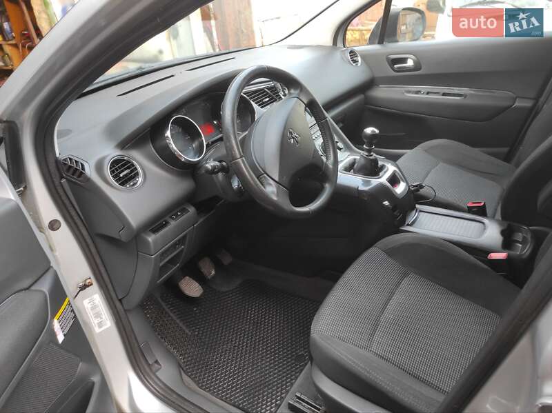 Мікровен Peugeot 5008 2010 в Ізяславі фото 7 Мікровен Peugeot 5008 2010 в Ізяславі