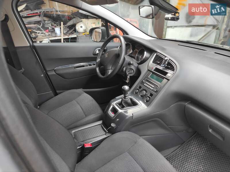 Мікровен Peugeot 5008 2010 в Ізяславі фото 10 Мікровен Peugeot 5008 2010 в Ізяславі