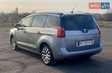 Микровэн Peugeot 5008 2015 в 
