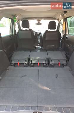 Микровэн Peugeot 5008 2010 в 