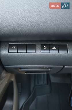 Микровэн Peugeot 5008 2012 в 