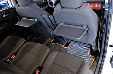 Микровэн Peugeot 5008 2015 в 