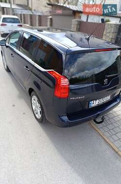 Микровэн Peugeot 5008 2010 в 