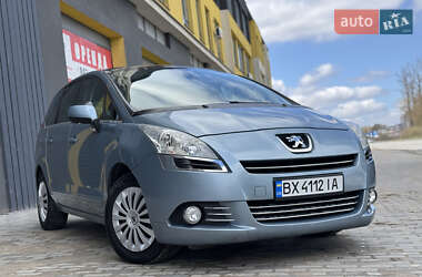 Микровэн Peugeot 5008 2010 в 