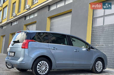 Микровэн Peugeot 5008 2010 в 