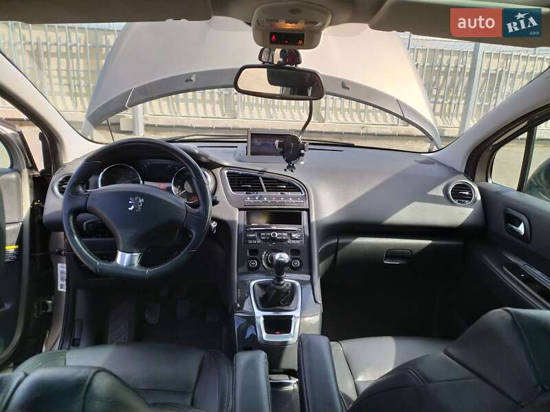 Микровэн Peugeot 5008 2010 в Киеве фото 11 Микровэн Peugeot 5008 2010 в Киеве