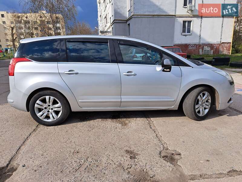 Мікровен Peugeot 5008 2009 в Чугуєві
