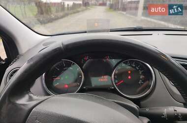 Мікровен Peugeot 5008 2010 в  фото 10 Мікровен Peugeot 5008 2010 в