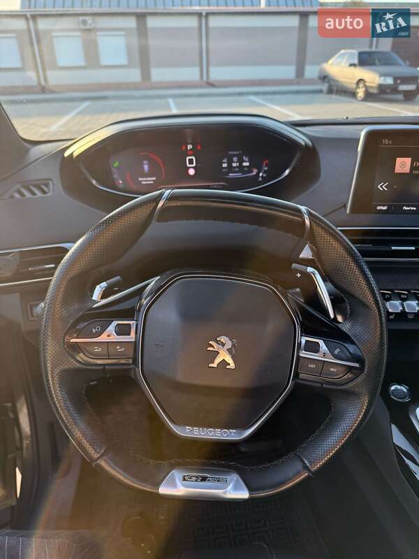 Позашляховик / Кросовер Peugeot 5008 2018 в Черкасах