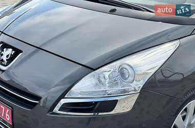 Мікровен Peugeot 5008 2011 в 
