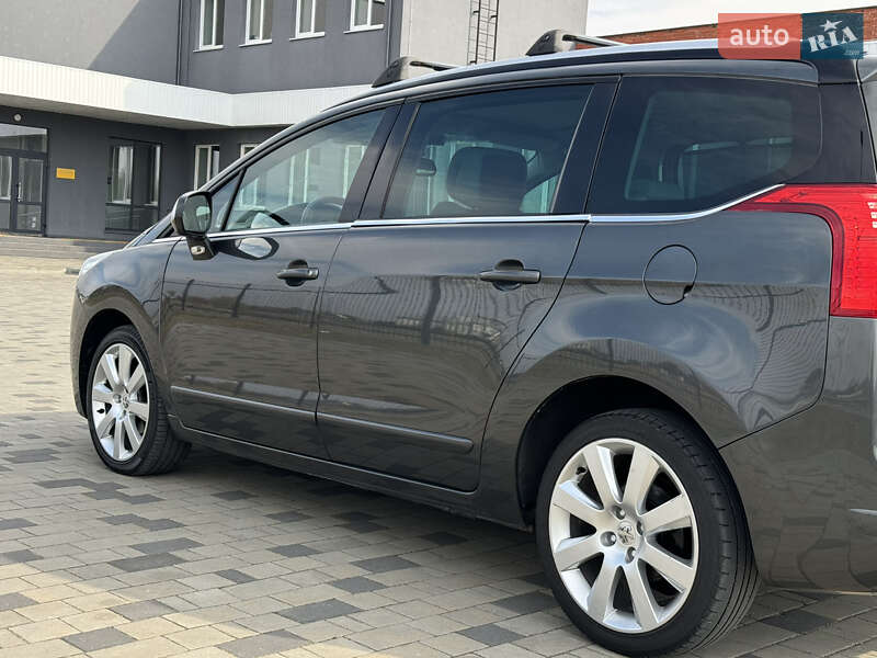 Микровэн Peugeot 5008 2011 в Ковеле