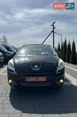 Микровэн Peugeot 5008 2011 в 