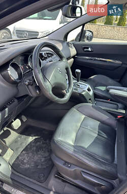 Микровэн Peugeot 5008 2011 в 