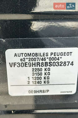 Микровэн Peugeot 5008 2011 в 