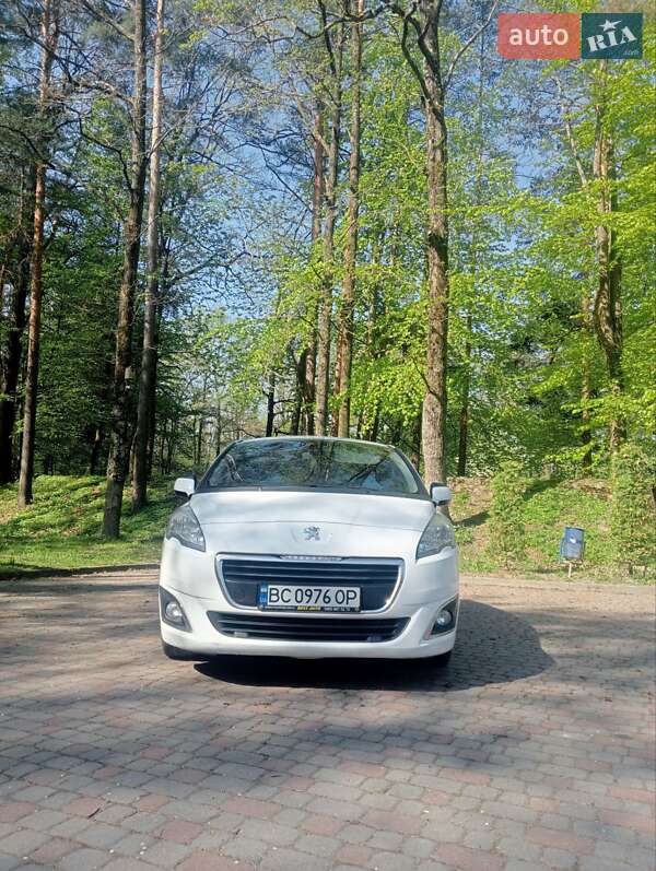 Peugeot 5008 2016