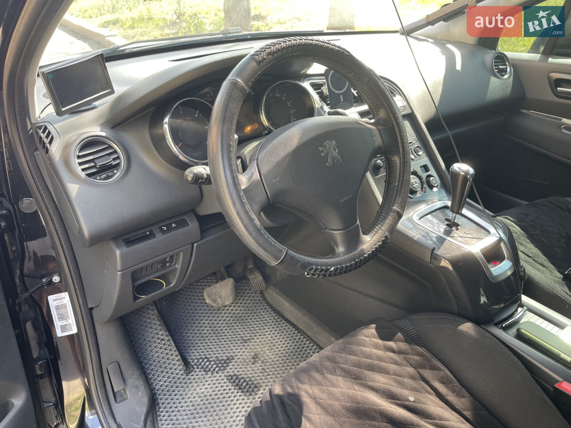 2010 Peugeot 5008 - мініатюра 17