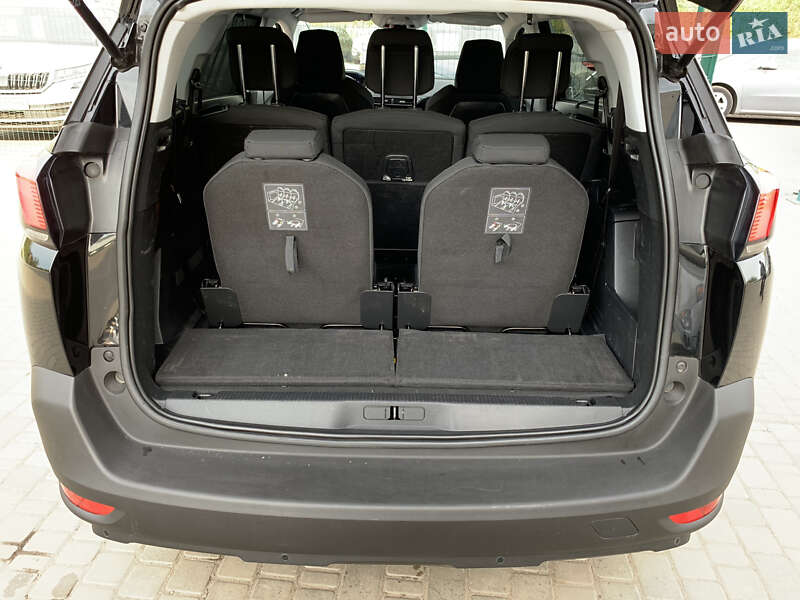 Внедорожник / Кроссовер Peugeot 5008 2019 в Бердичеве