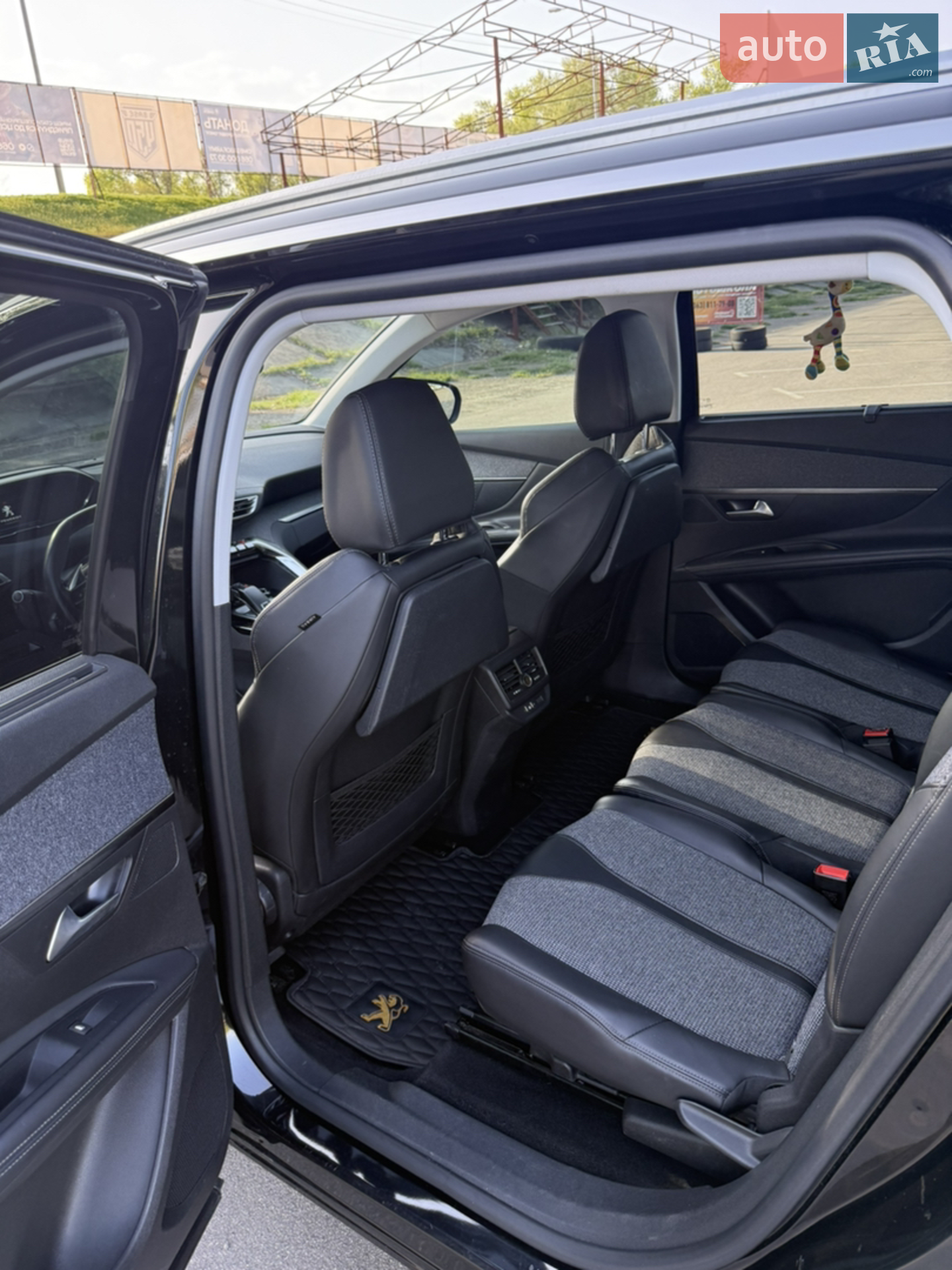 2018 Peugeot 5008 - мініатюра 11