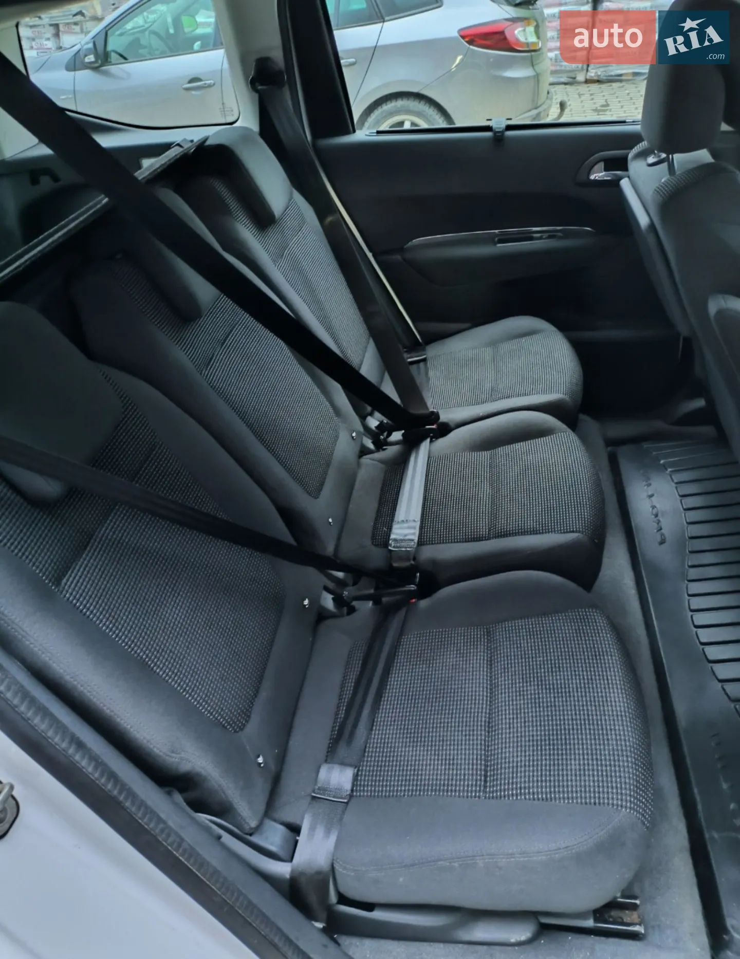 2016 Peugeot 5008 - мініатюра 26