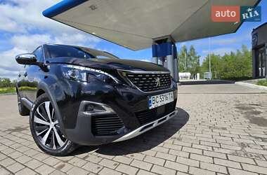 Позашляховик / Кросовер Peugeot 5008 2019 в 